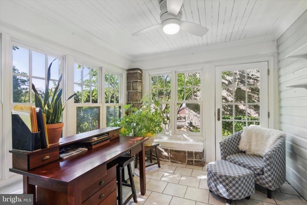 626 Lakeside Avenue - Photo 4