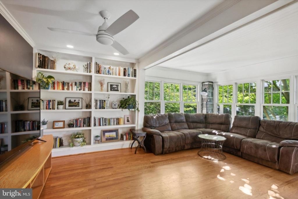626 Lakeside Avenue - Photo 1