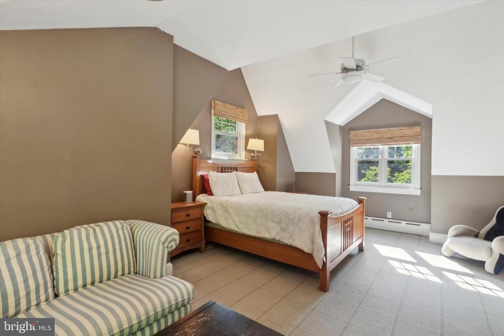 626 Lakeside Avenue - Photo 10
