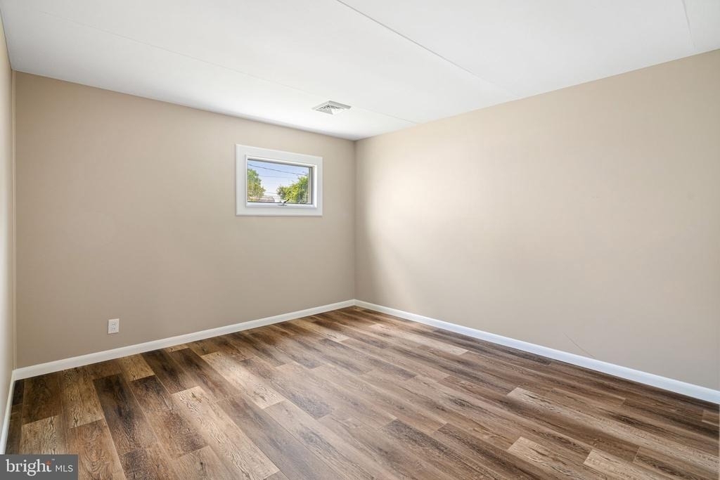 224 Suffolk Road - Photo 14