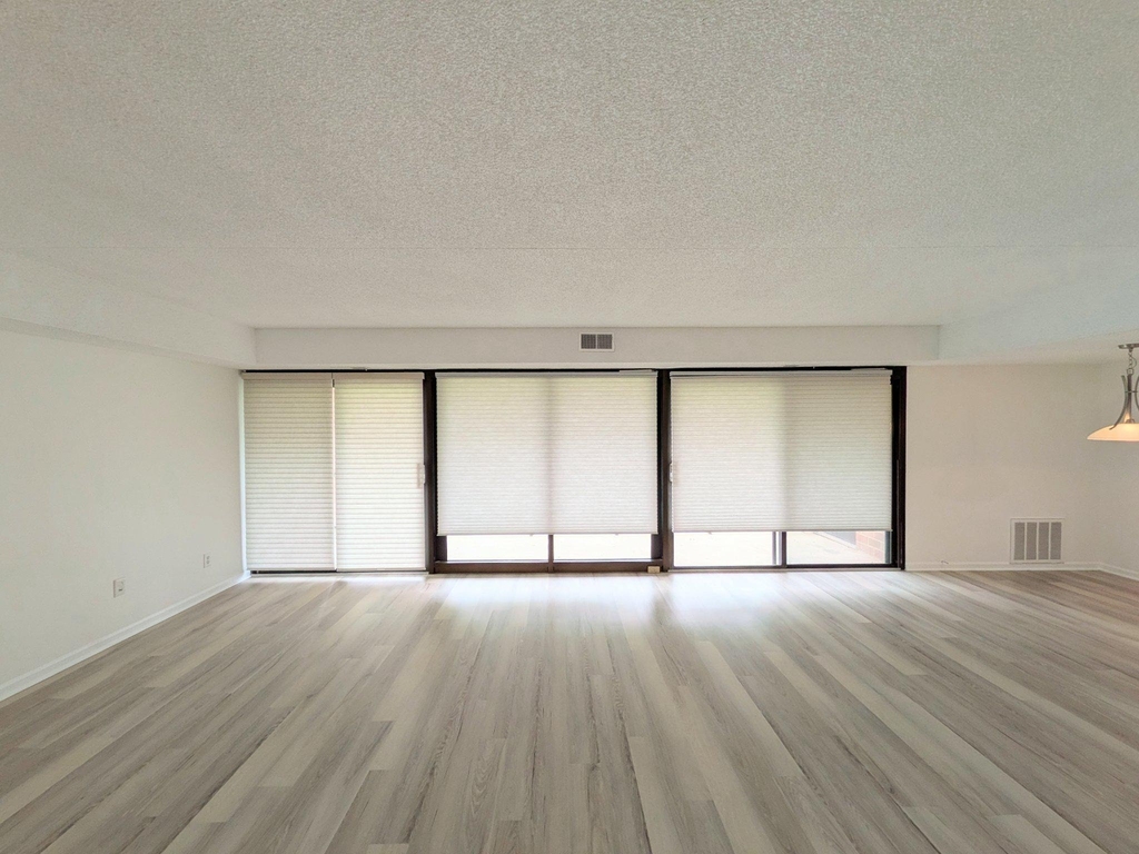 34 Hermitage Drive - Photo 5