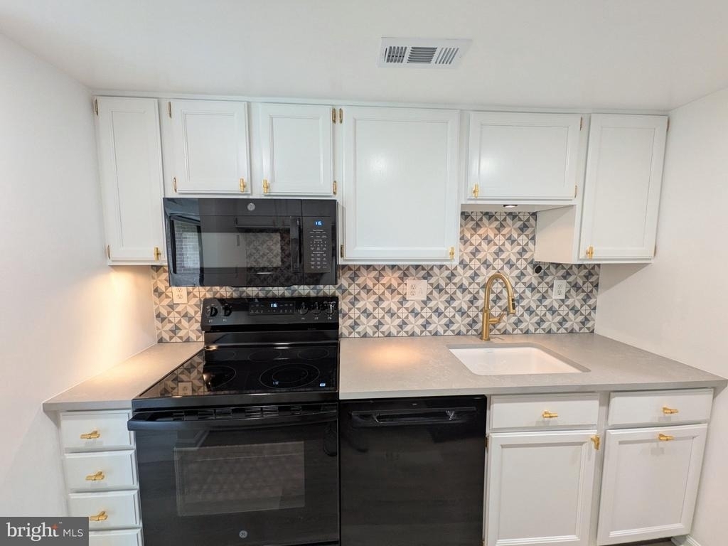 34 Hermitage Drive - Photo 12