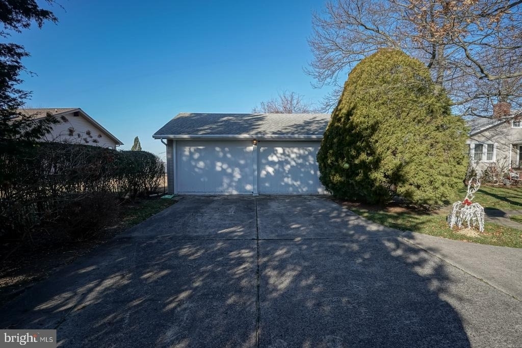 171 N River Drive - Photo 19