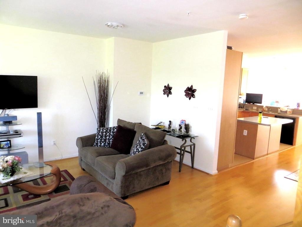 13853 Bailiwick Terrace - Photo 3