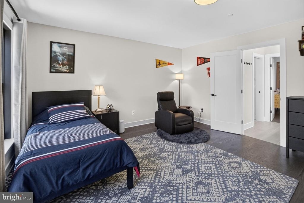 6106 Swansea Street - Photo 24