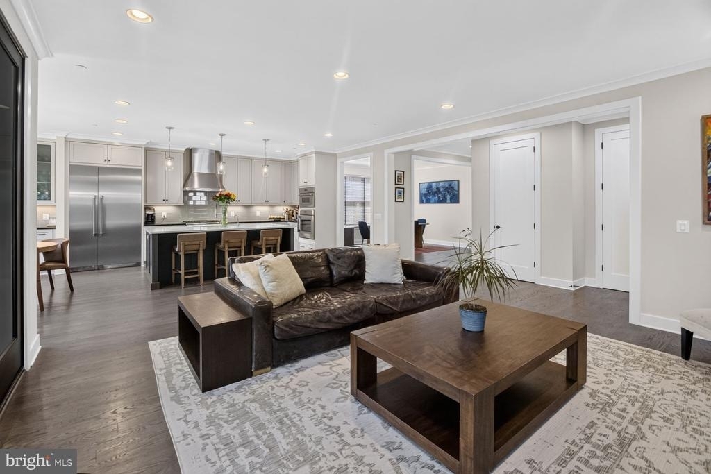6106 Swansea Street - Photo 12