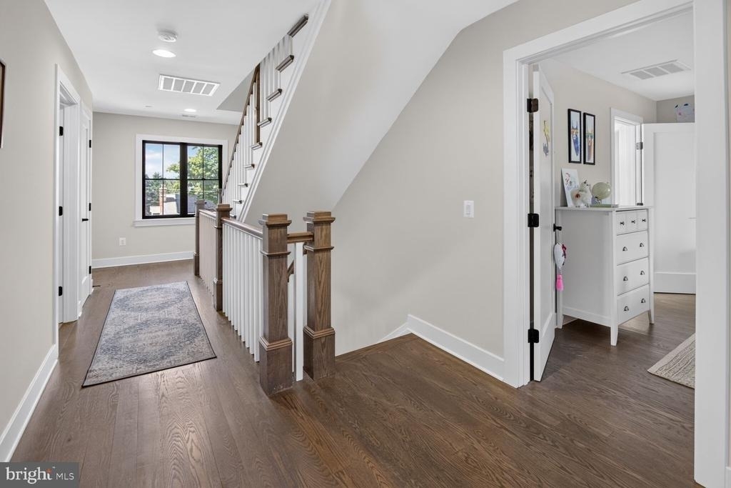 6106 Swansea Street - Photo 26