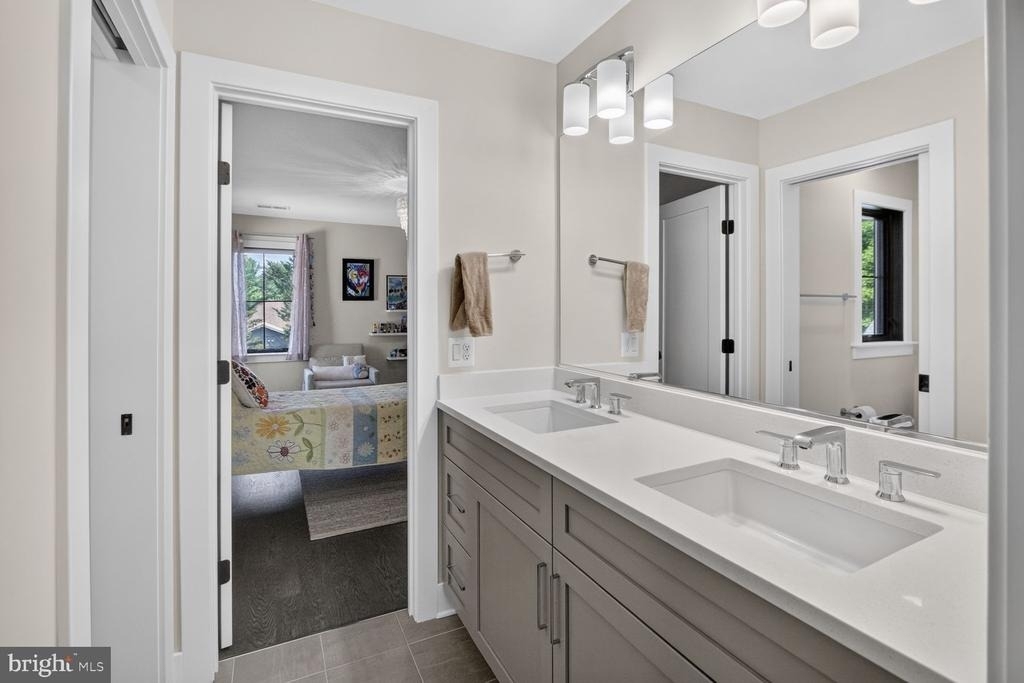 6106 Swansea Street - Photo 25