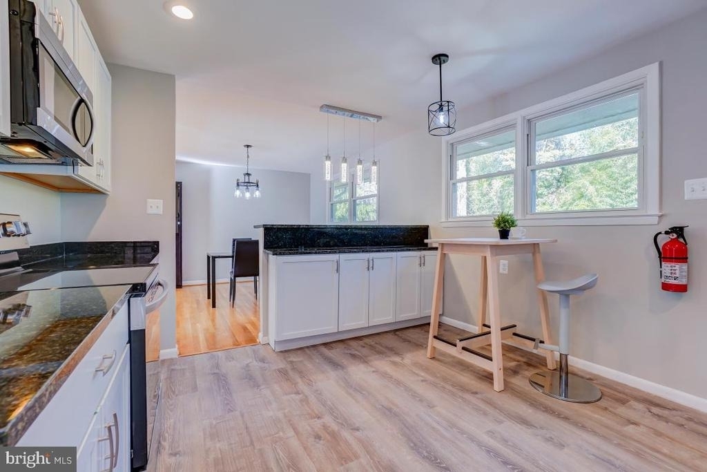 6417 Earlham Drive - Photo 13