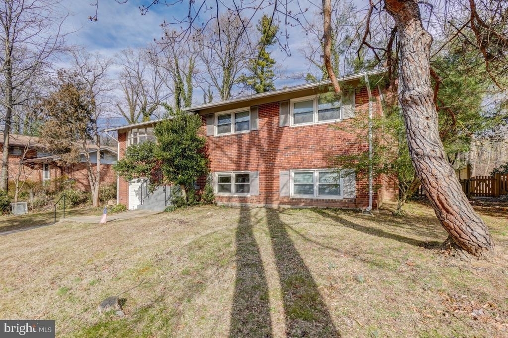 6417 Earlham Drive - Photo 1