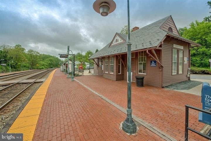 19084 Highstream Drive - Photo 8