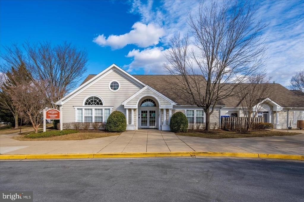 19084 Highstream Drive - Photo 12