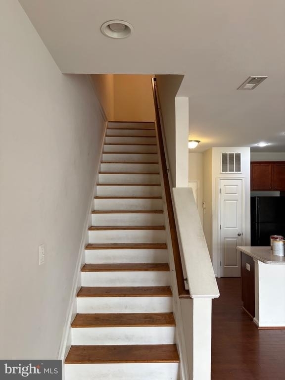8141 Mission Hill - Photo 7