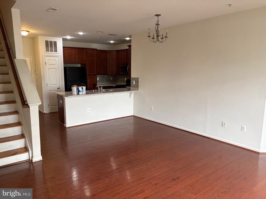 8141 Mission Hill - Photo 2