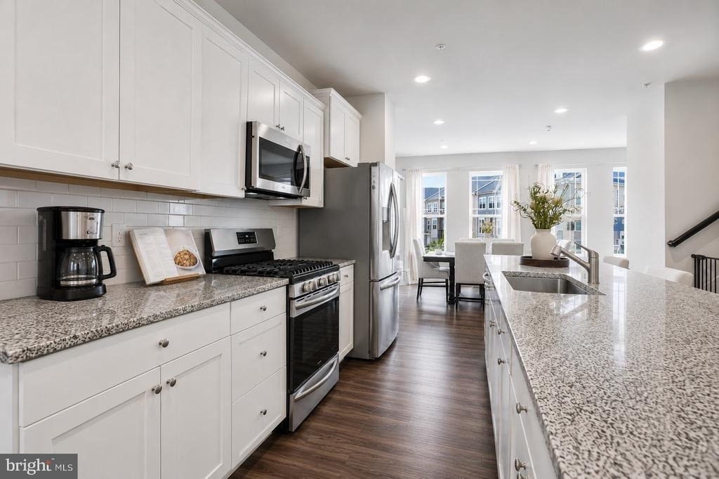 2764 Bridgewater Drive - Photo 8