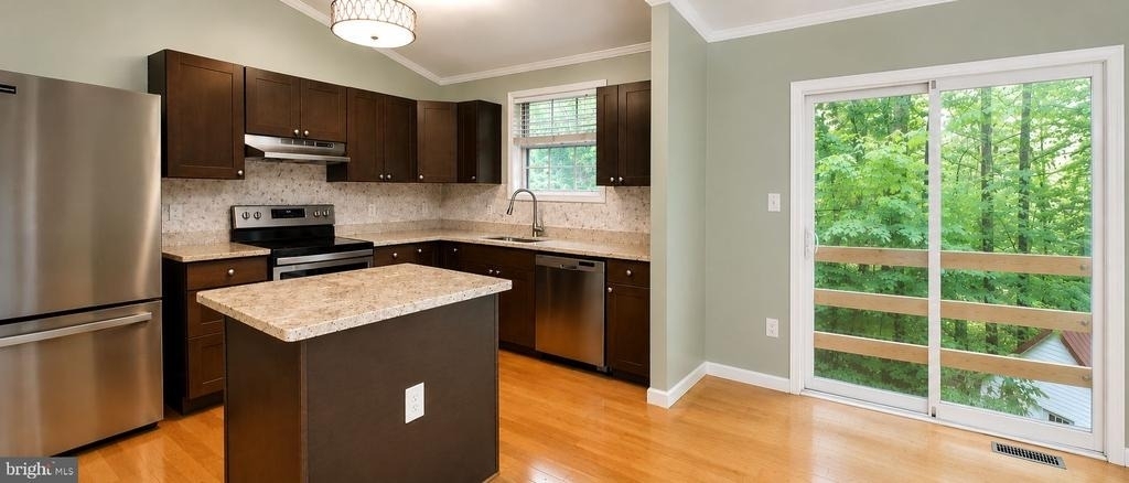 3605 12th Street - Photo 5
