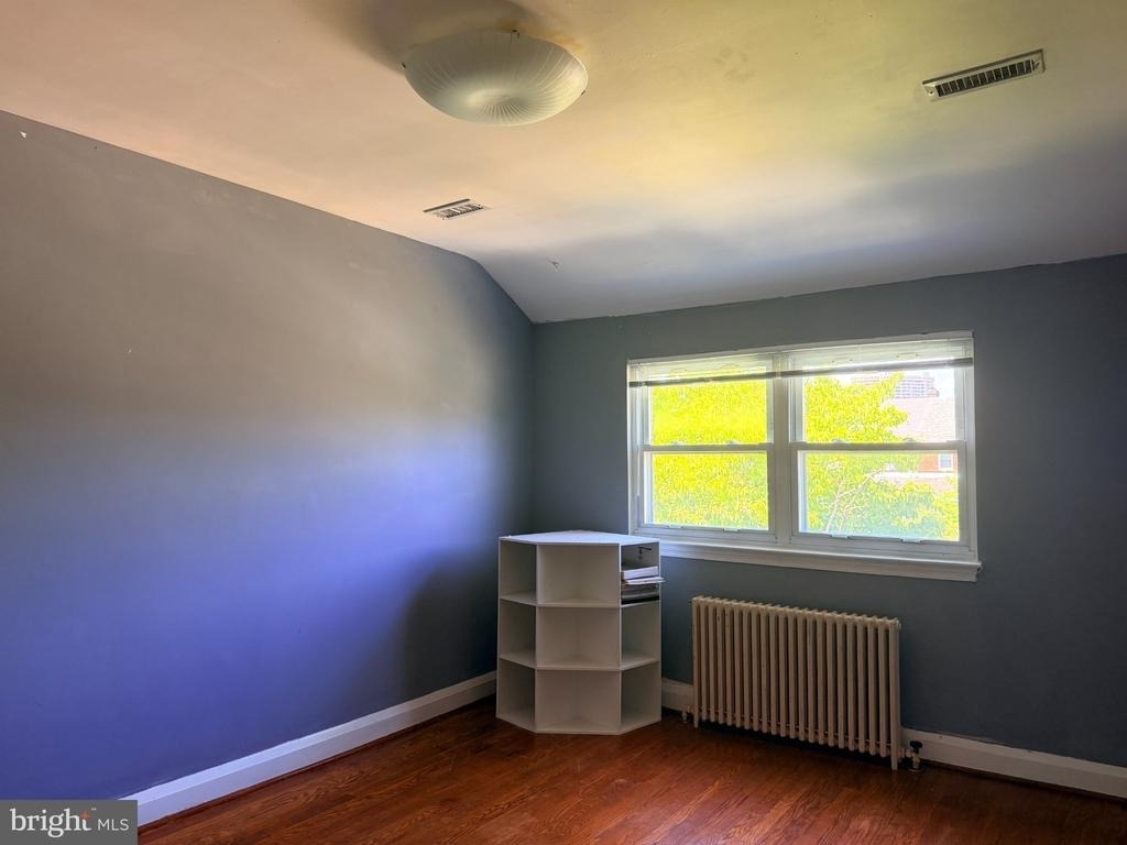 237 Linden Avenue - Photo 12