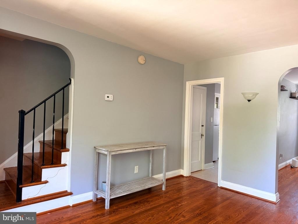 237 Linden Avenue - Photo 3