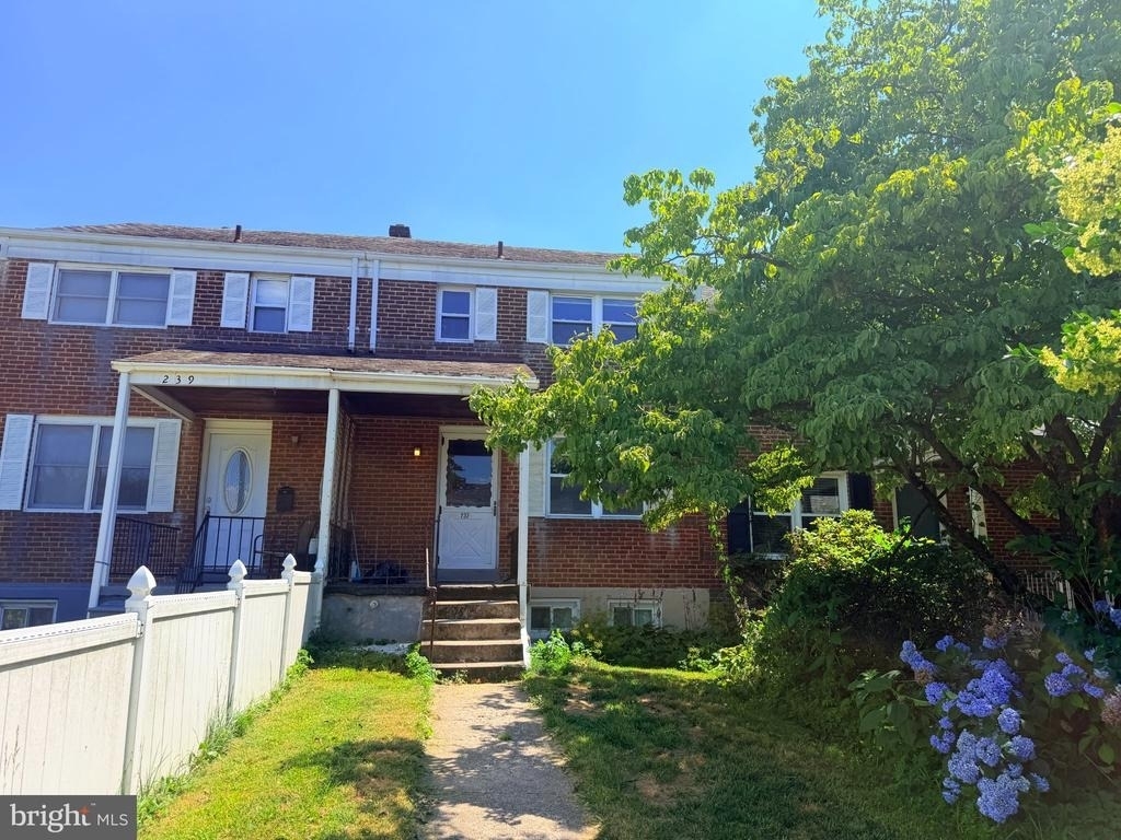 237 Linden Avenue - Photo 0