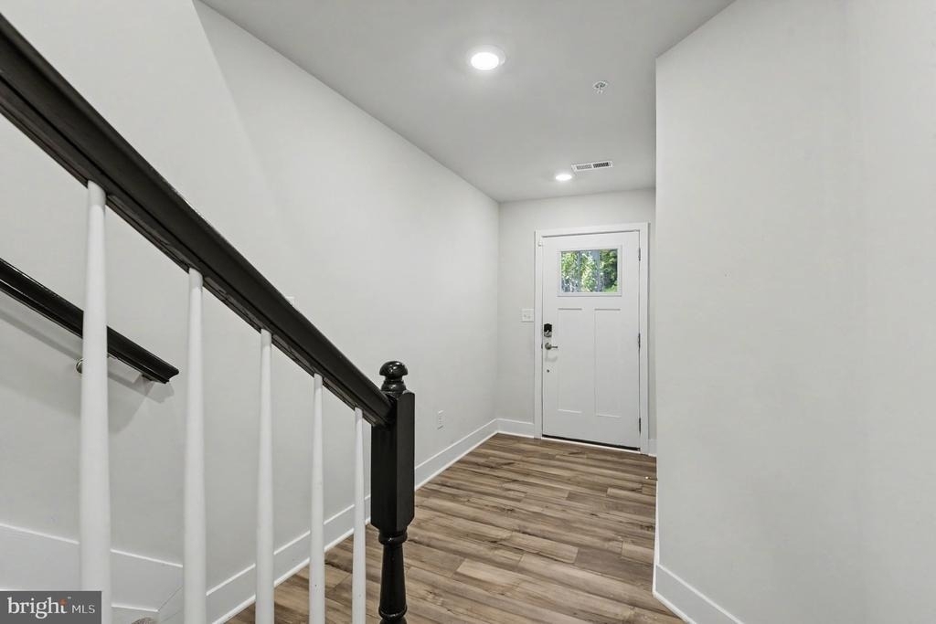 238 Waterstone Rd - Photo 5