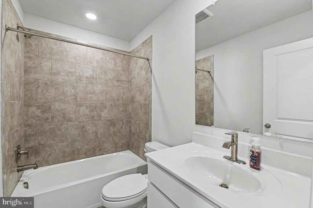 238 Waterstone Rd - Photo 8