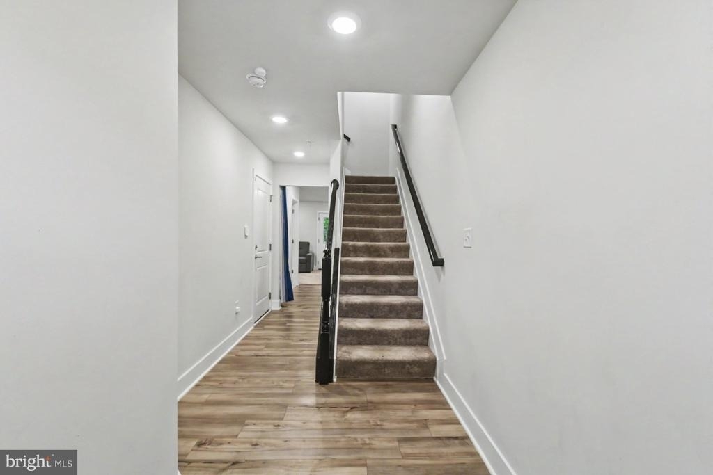 238 Waterstone Rd - Photo 4