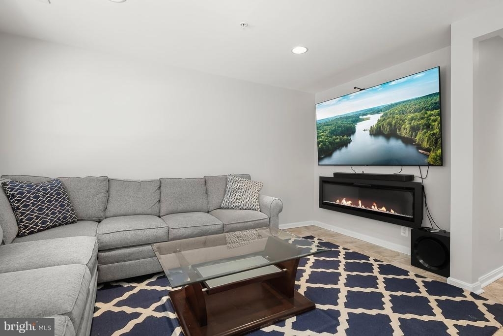 9364 Paragon Way - Photo 3