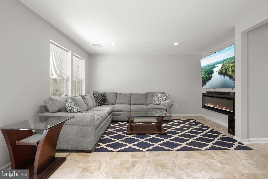 9364 Paragon Way - Photo 2