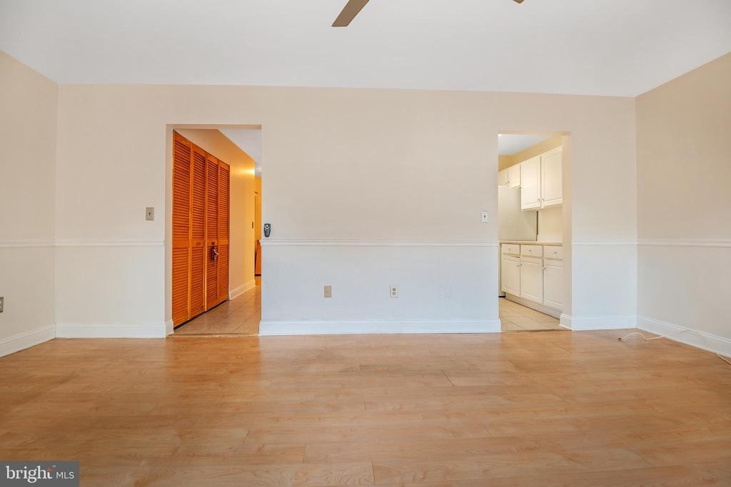 1055 Cedar Ridge Court - Photo 6