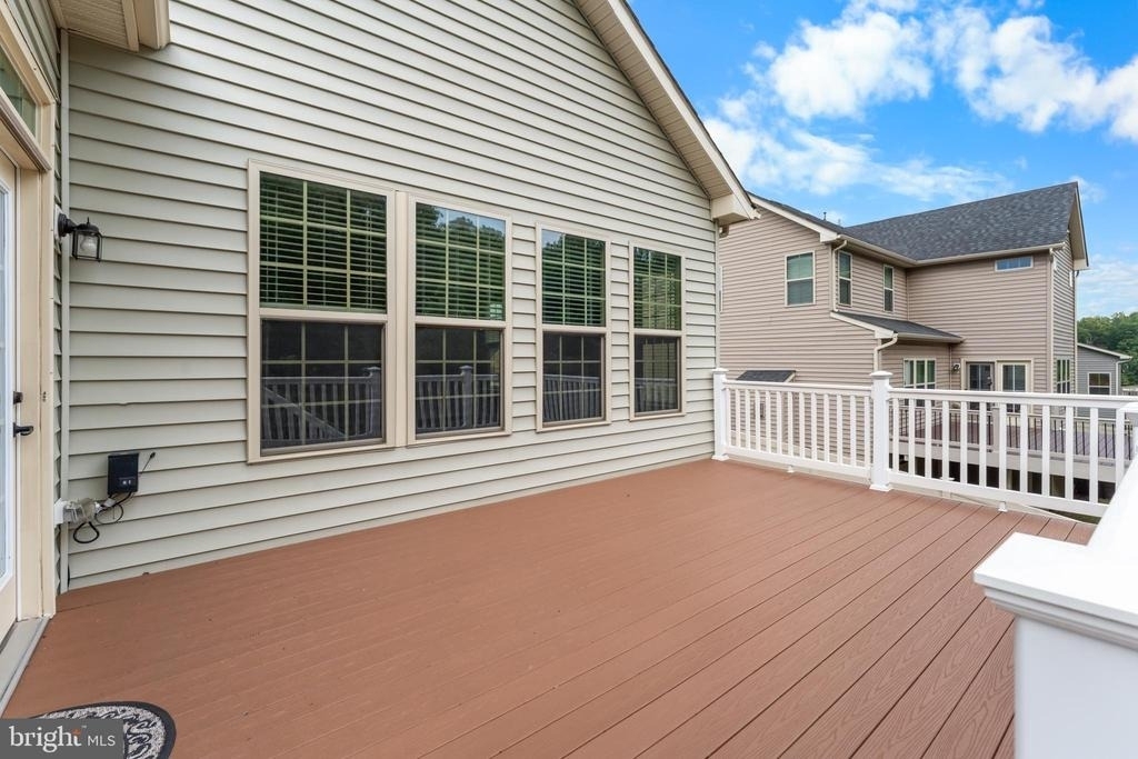 7570 Arundel Woods Drive - Photo 10