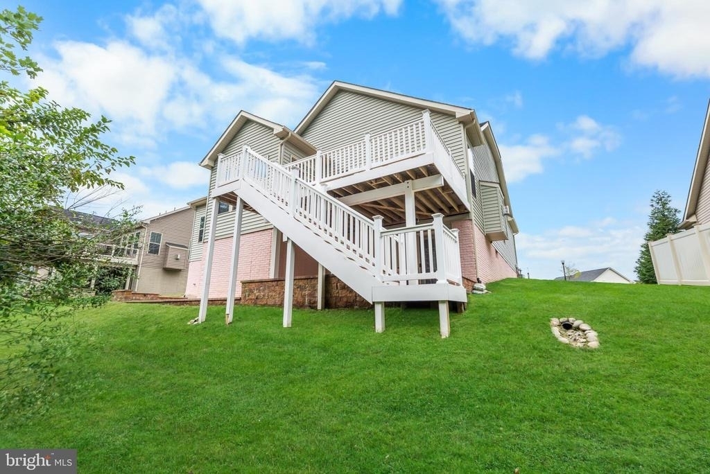 7570 Arundel Woods Drive - Photo 8