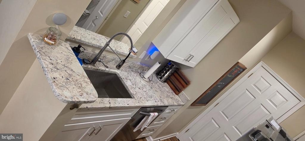 400 Cascade Lane - Photo 9