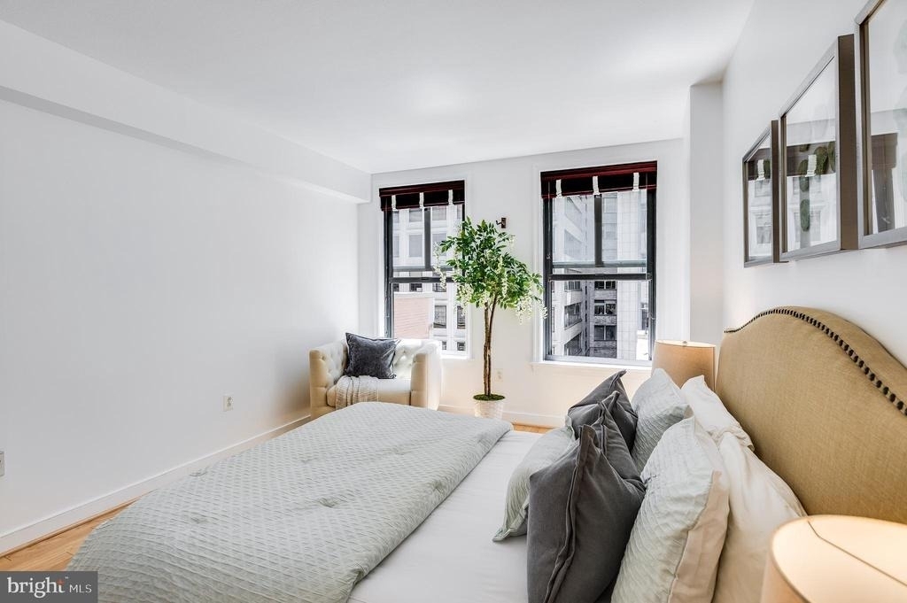 631 D Street Nw - Photo 12