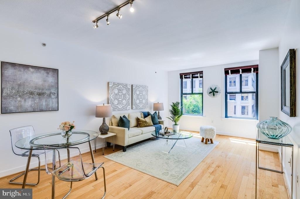 631 D Street Nw - Photo 0