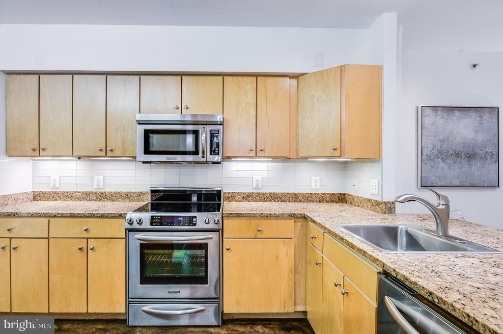 631 D Street Nw - Photo 5