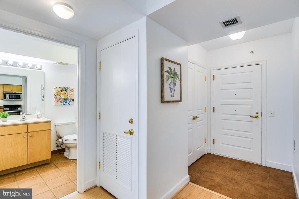 631 D Street Nw - Photo 16