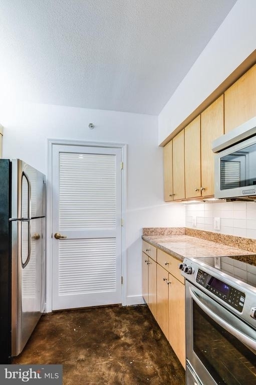 631 D Street Nw - Photo 8