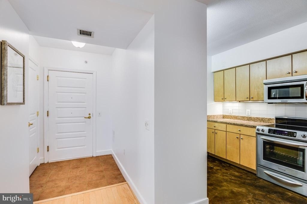 631 D Street Nw - Photo 10