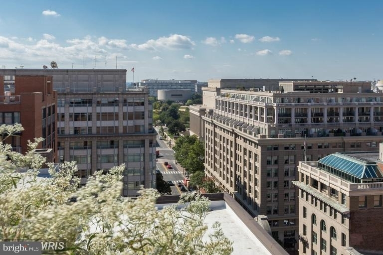 631 D Street Nw - Photo 26
