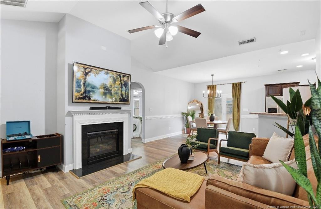 601 Collinwood Drive - Photo 4