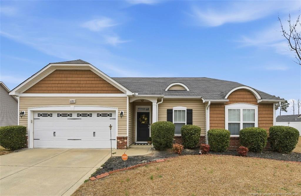 601 Collinwood Drive - Photo 0