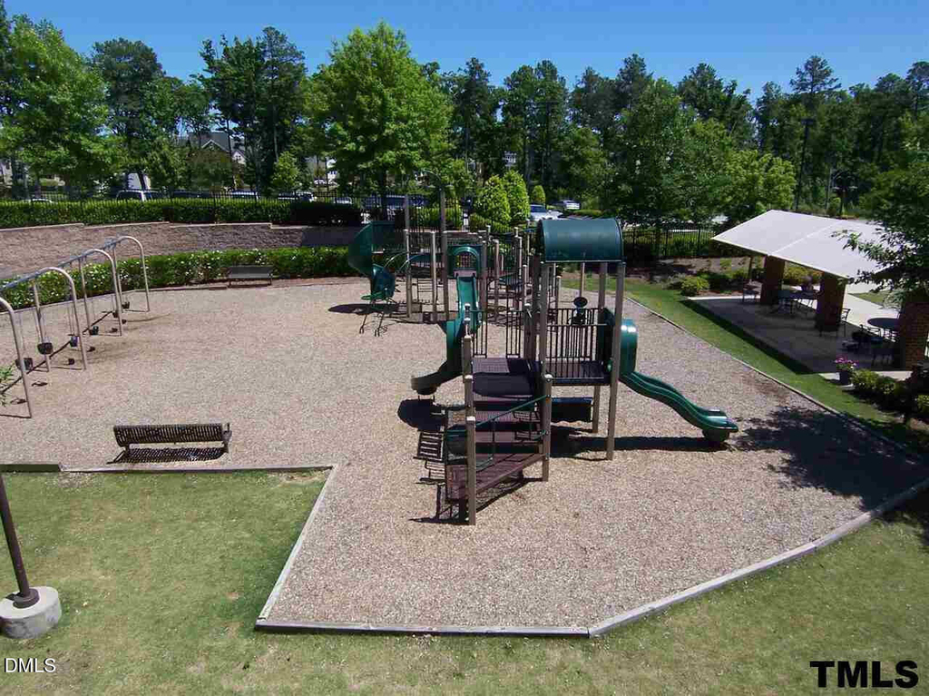 4001 Jockey Club Circle - Photo 16