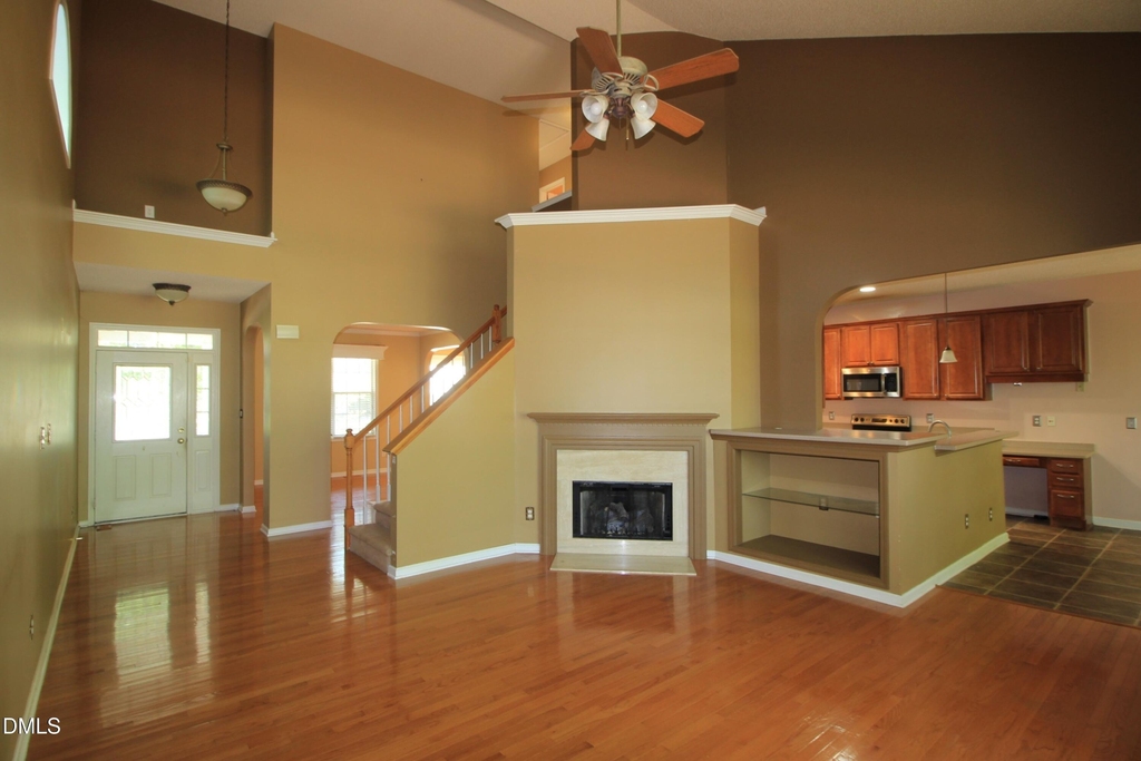 3117 Cregler Drive - Photo 5