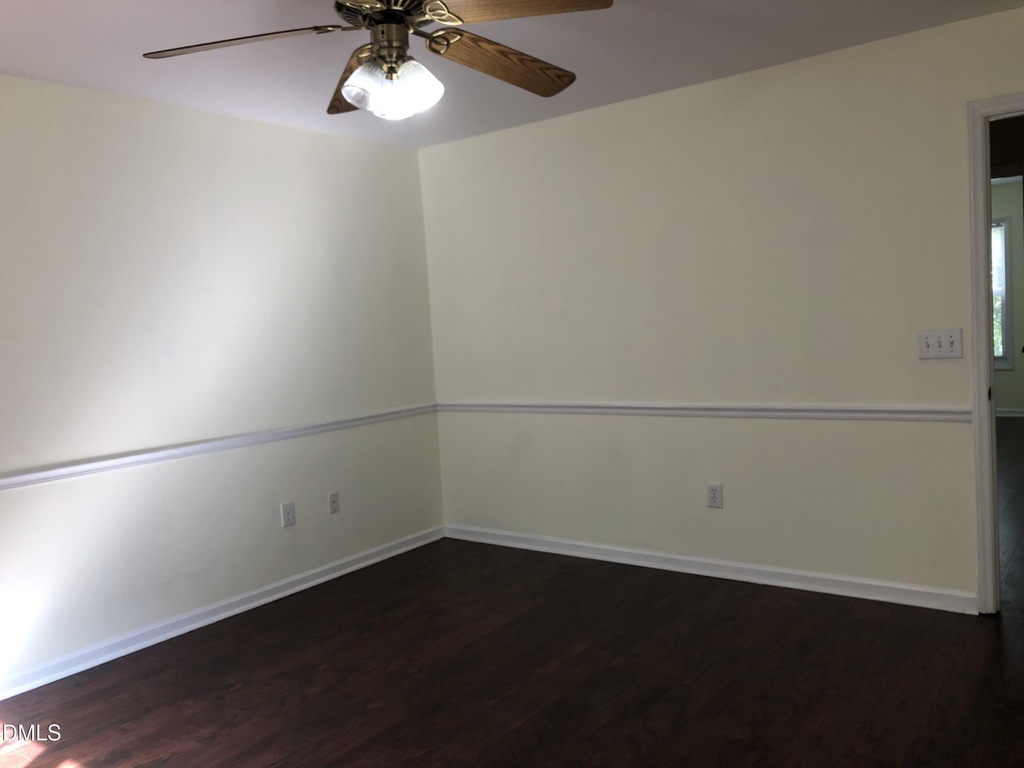 814 Bristol Blue Street - Photo 17