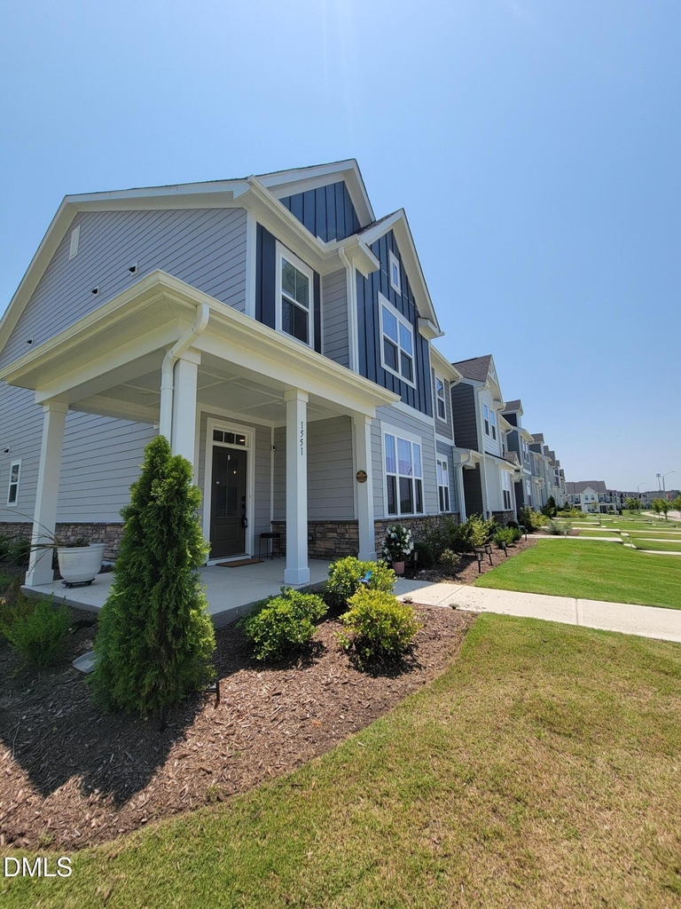 1551 Wendell Valley Boulevard - Photo 2