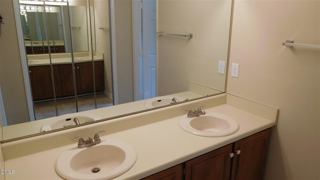 3512 Lytham Place - Photo 18