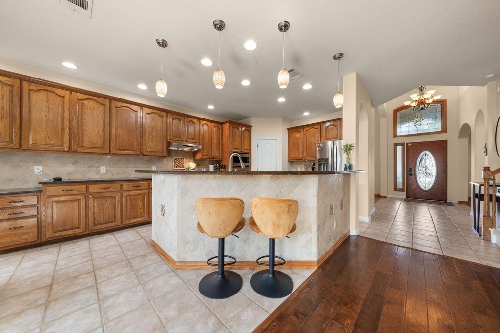 1512 Amelia Dr - Photo 13