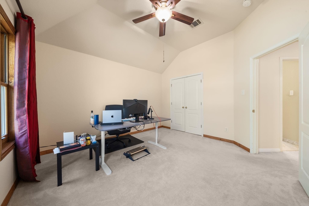 1512 Amelia Dr - Photo 24