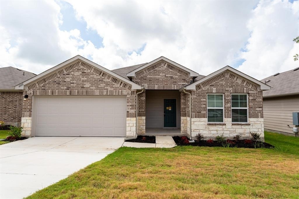 6009 Ronee Leah Dr - Photo 0