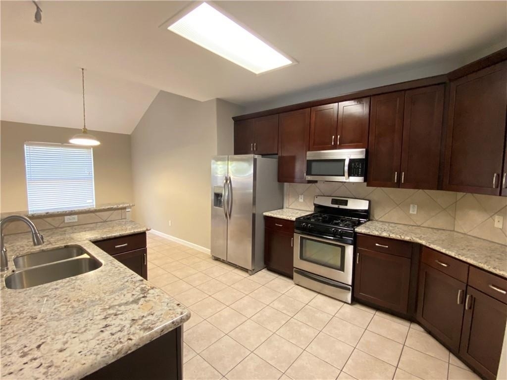 1413 Haley Gray Dr - Photo 18